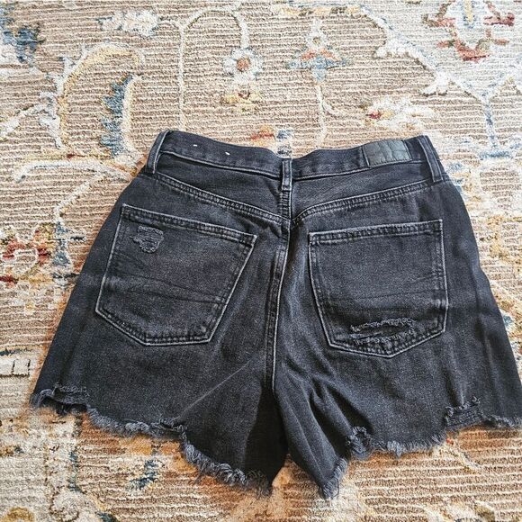 American Eagle Jean shorts sz 4 with 3" inseam - Picture 4 of 4